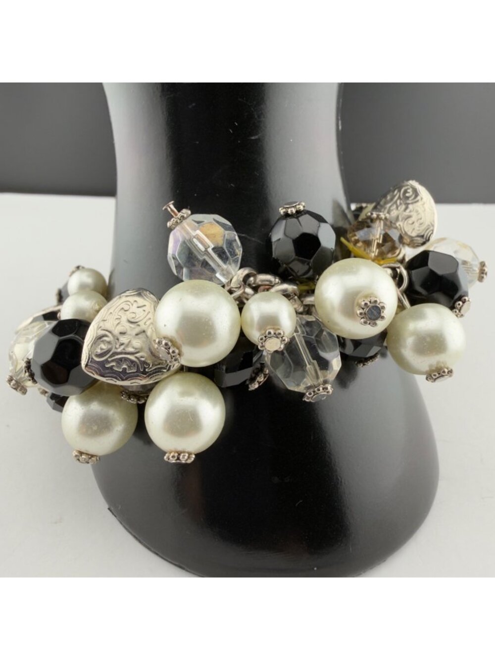 Chunky Charm Bracelet Hearts Faux Pearls Faceted Black Beads Clear  Stretch